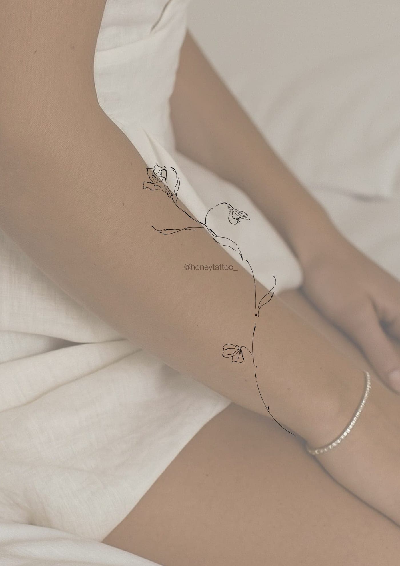 Flores en enredadera · antebrazo